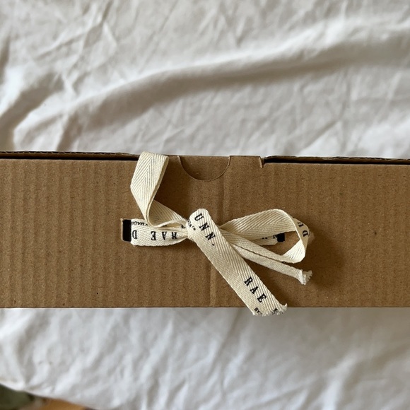 Rae Dunn “Home” 9” Wall Clock ⚠️ FIRM - Picture 4 of 5